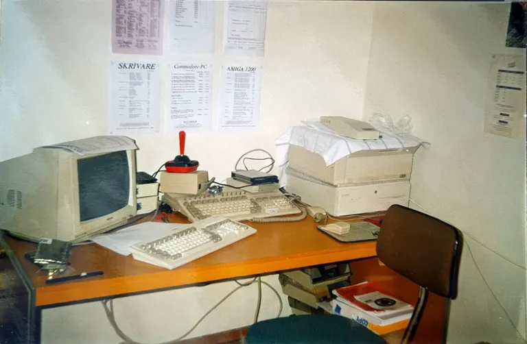 Data Visions kontor där man använde Amiga datorer för bokföring, prislistor och annonser